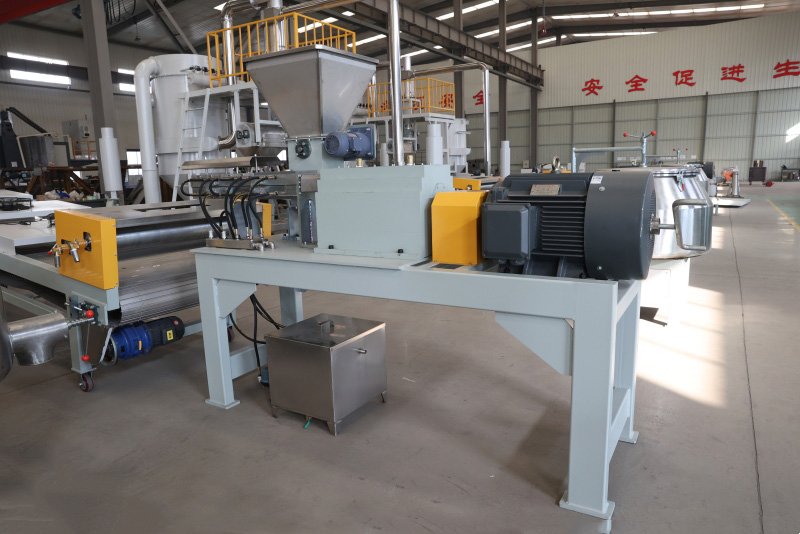 Equipo de extrusión